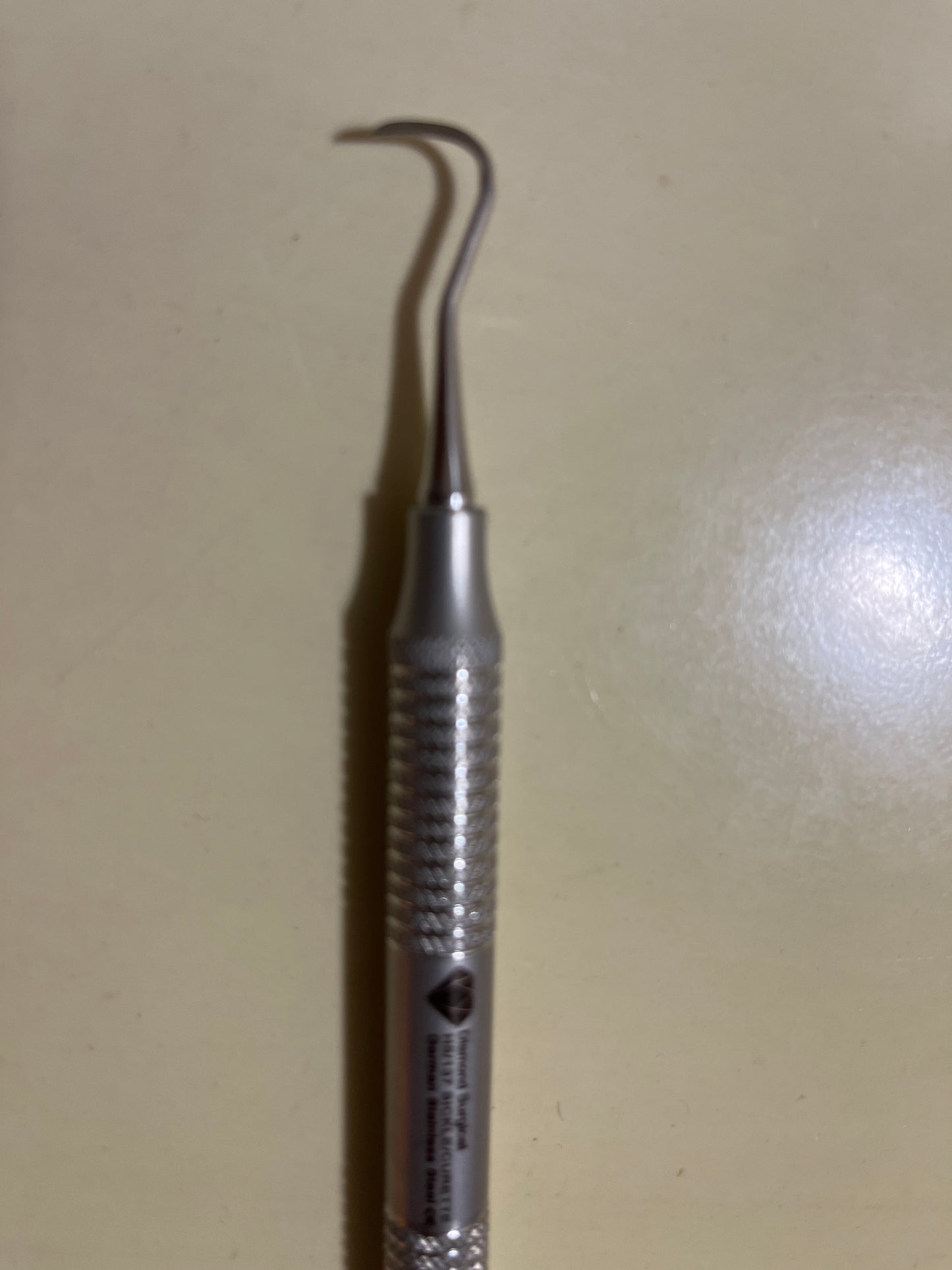 H5/137 Sickle scaler curette